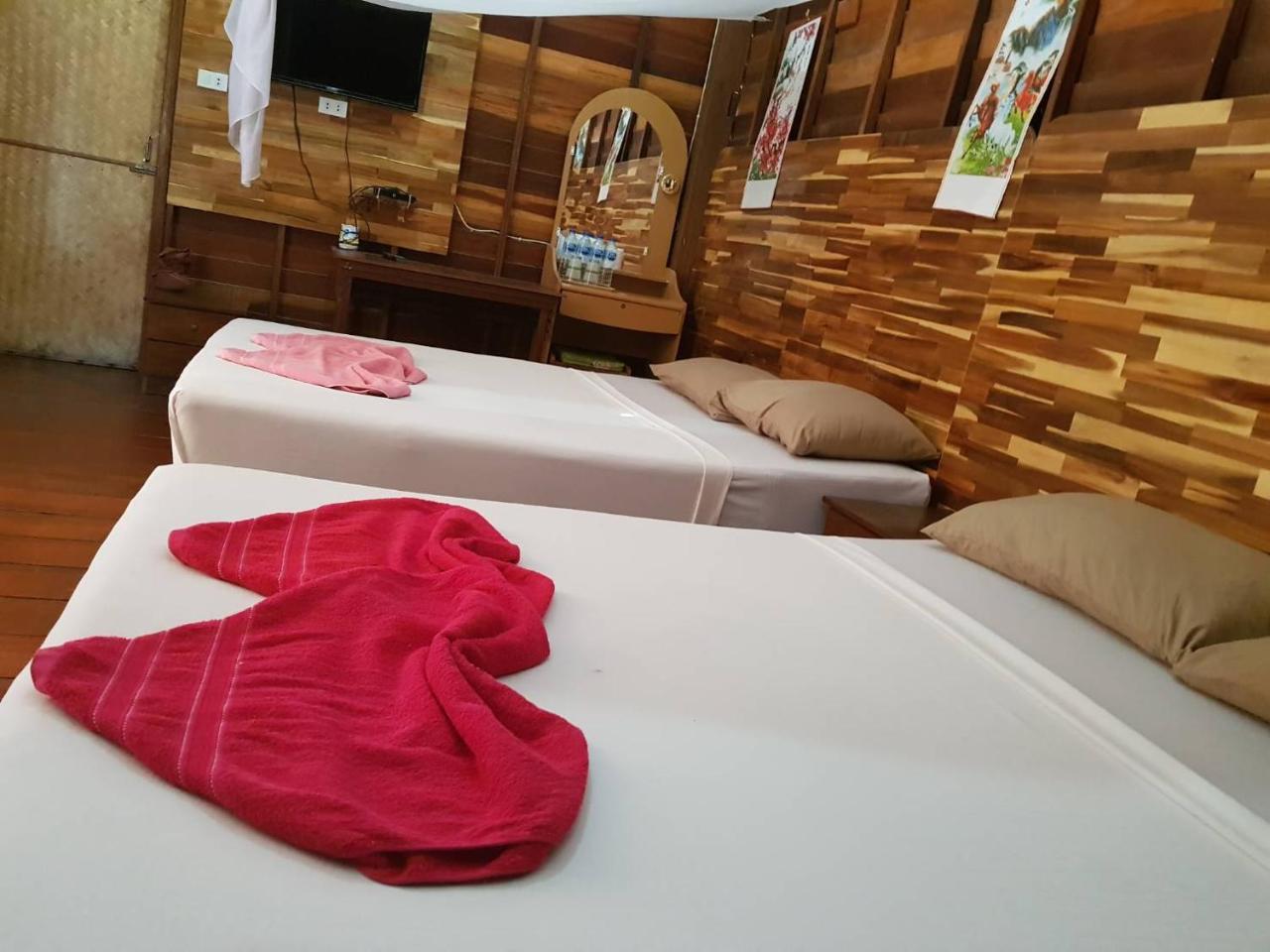 Zanom Sunrise Beach Resort Koh Lipe Exterior foto
